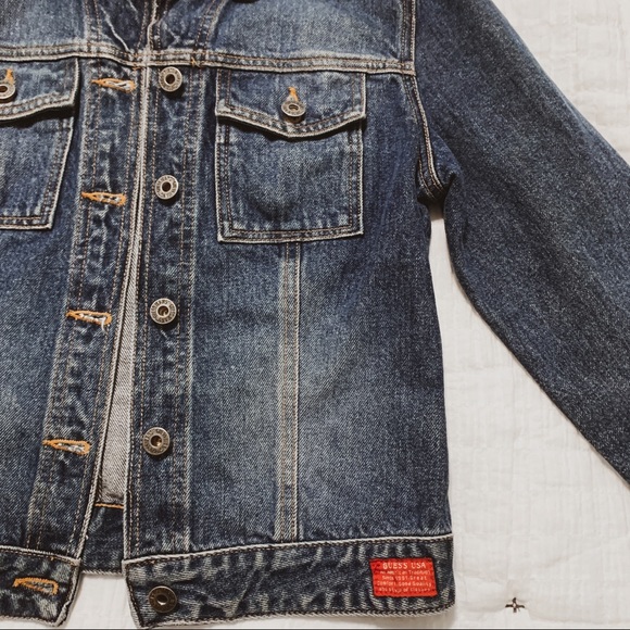 SOLD!!! Vintage Guess jean jacket ☎️ - Picture 7 of 9
